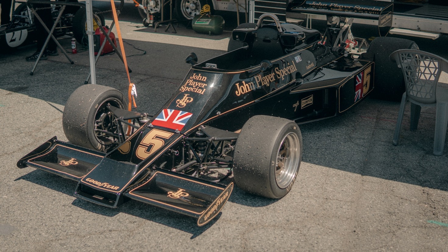 Top Iconic Models in Vintage Racing